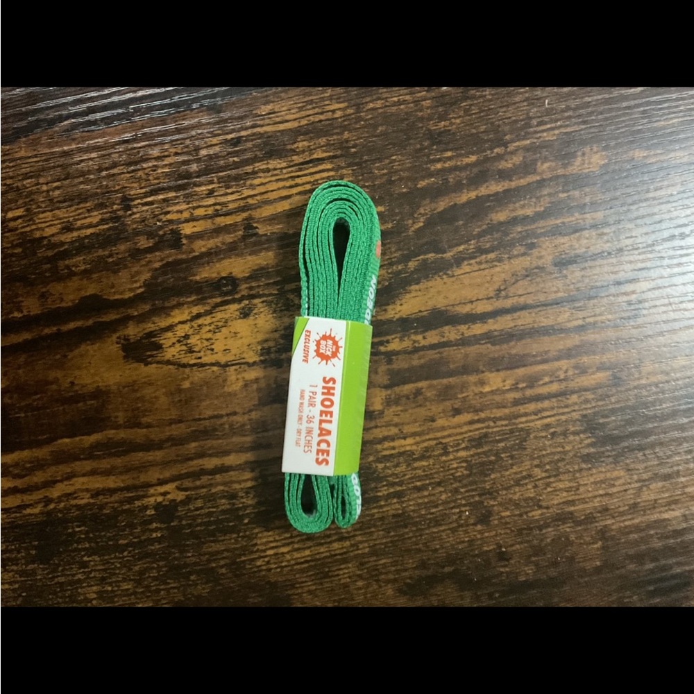 Nickelodeon shoelaces and bag